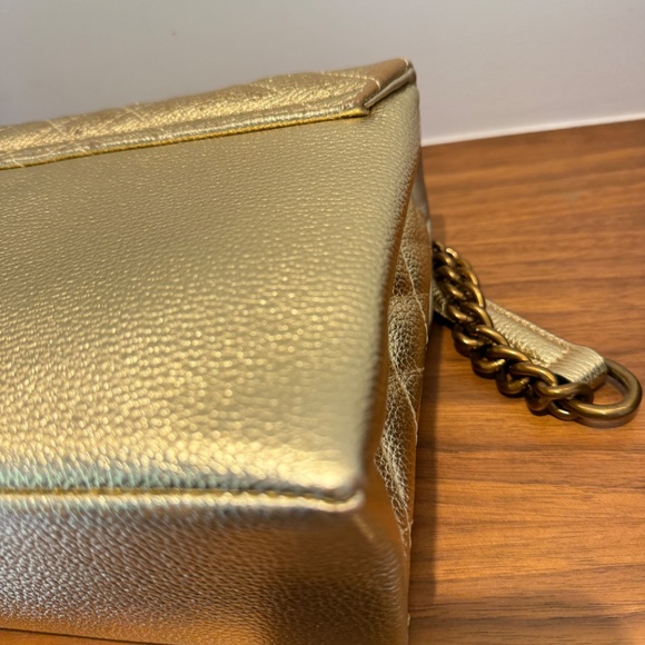 Kurt Geiger The Brixton leather metallic gold shoulder bag - Picture 3 of 14